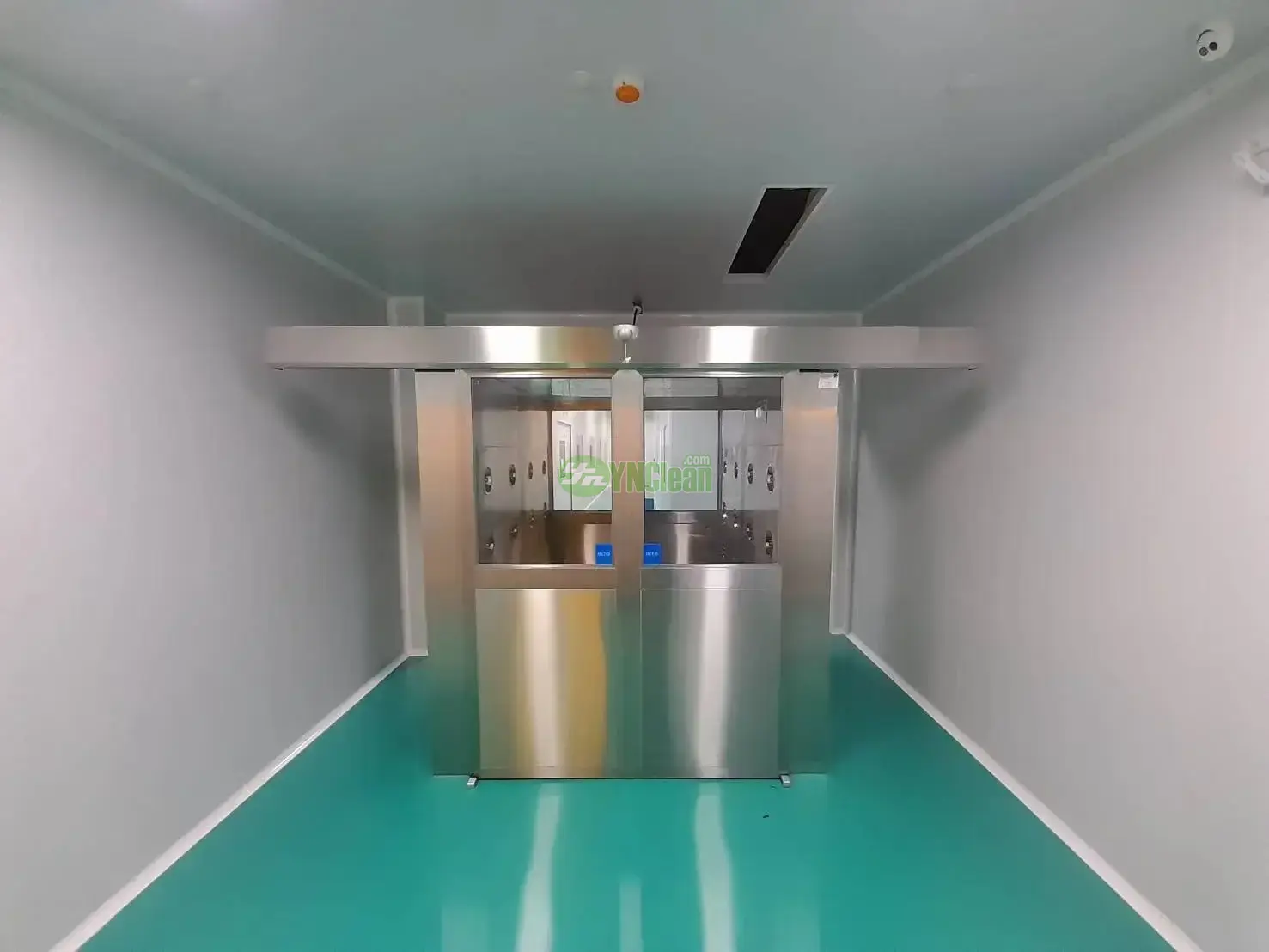 YNClean Project Case Cleanroom for food factory Air Shower 2