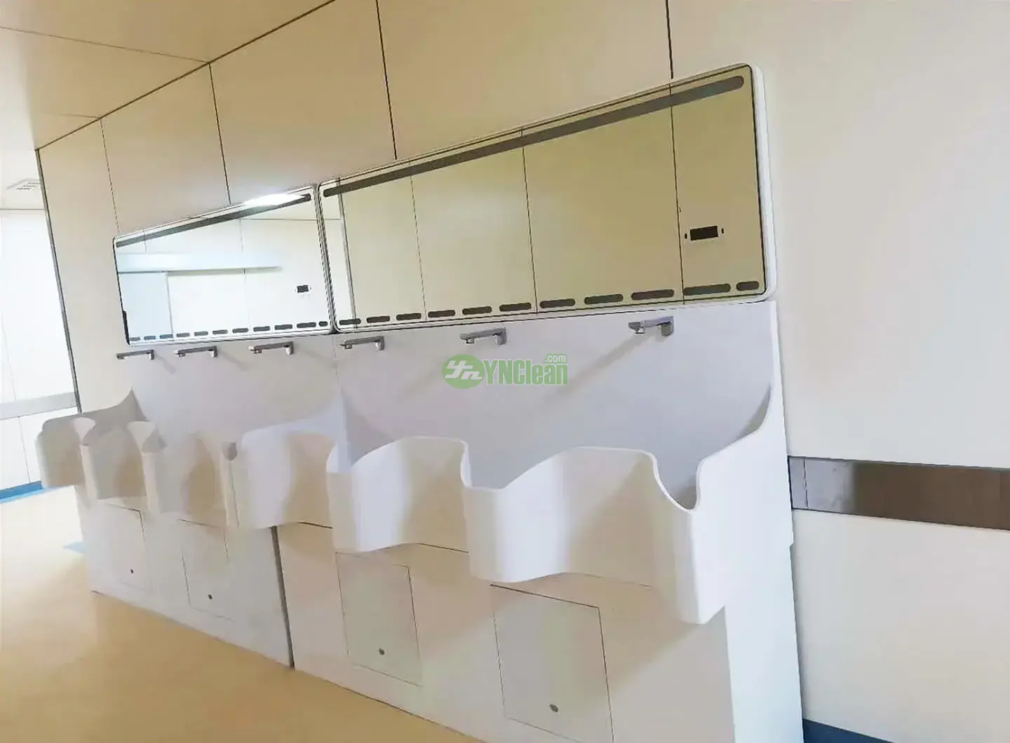 WH University Hospital DuPont Scrub Sink